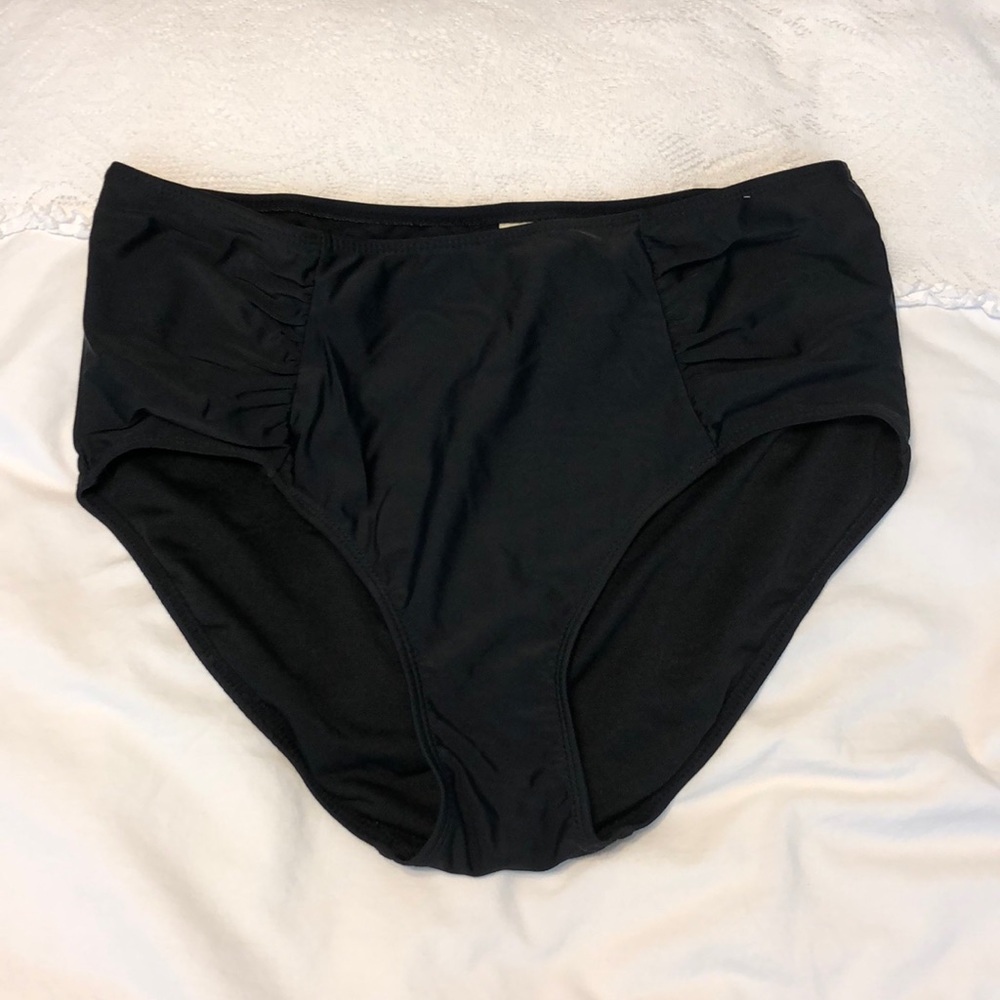 High waisted swim bottoms
